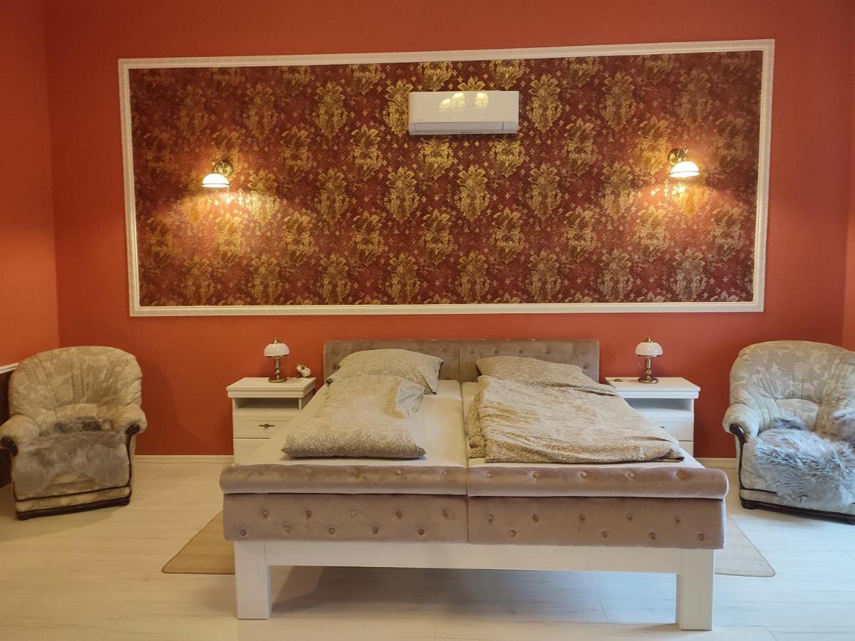Zamecky Apartman - Castle Apartment Stříbro Eksteriør billede